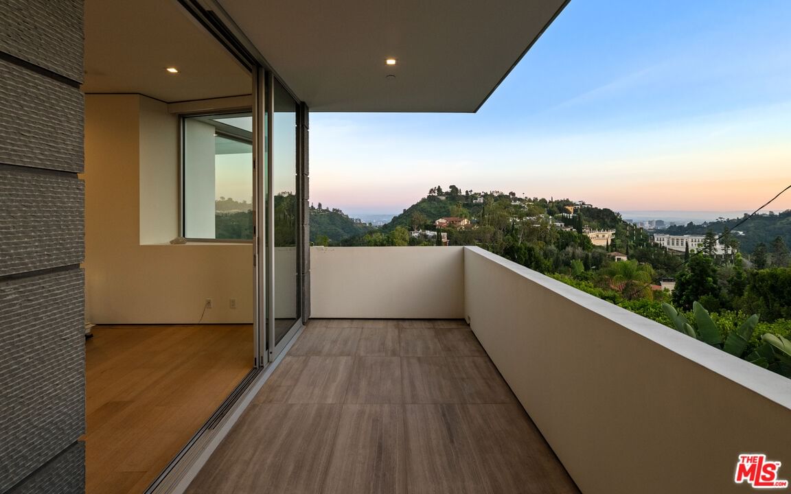 Bel Air photo 27