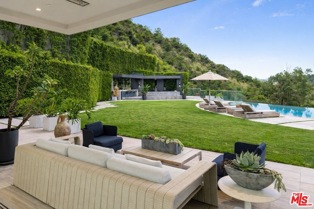 Bel Air photo 29