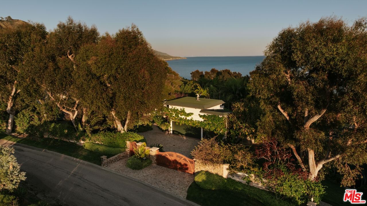 Sea Vista photo 17