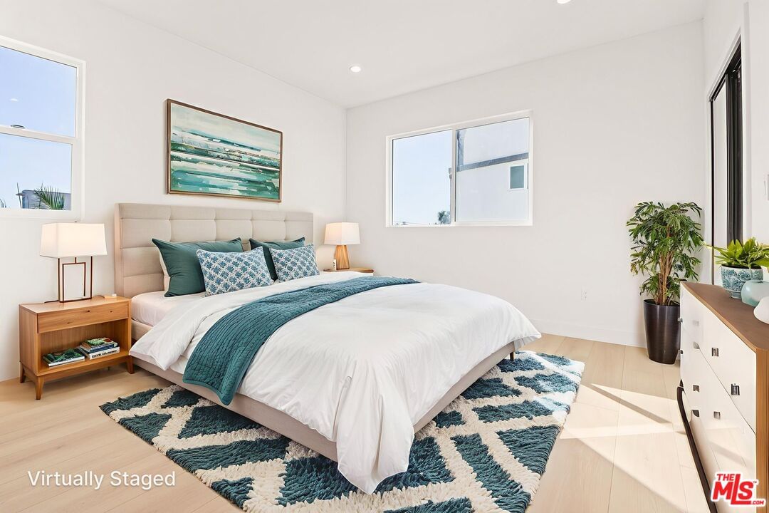 Burnside photo 9