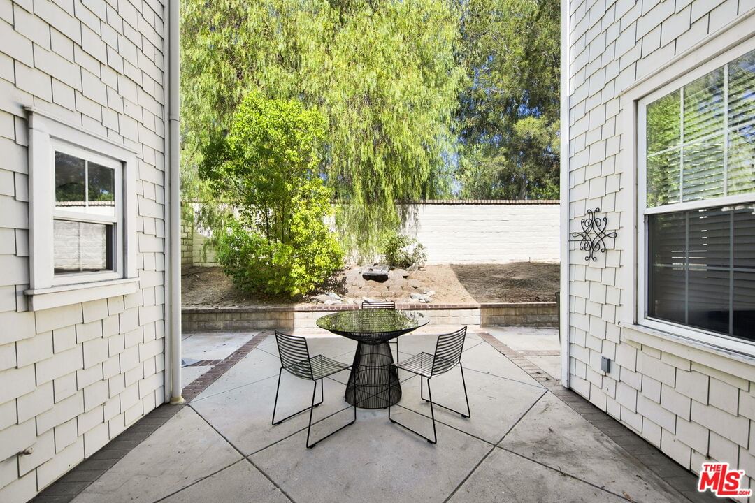 Windward photo 29