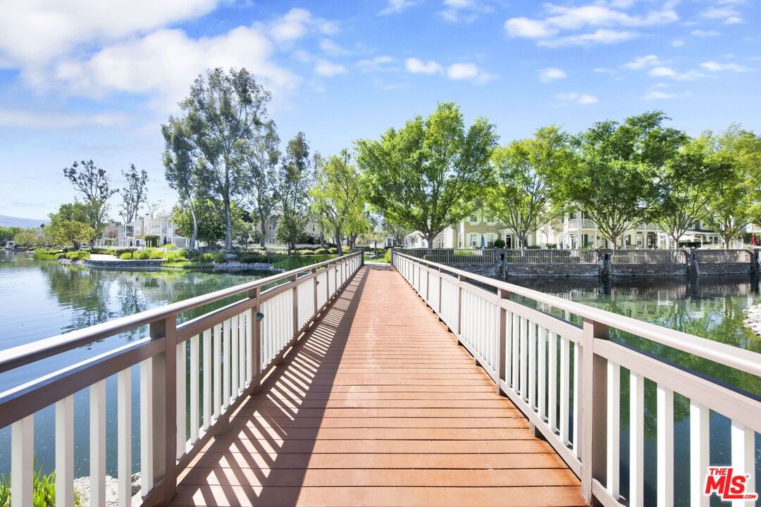 Windward photo 33