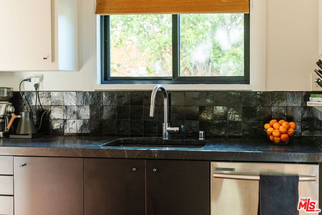 Glendale photo 17