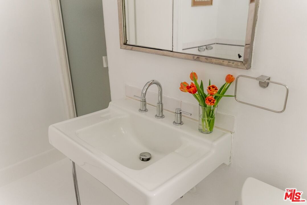 Glendale photo 25