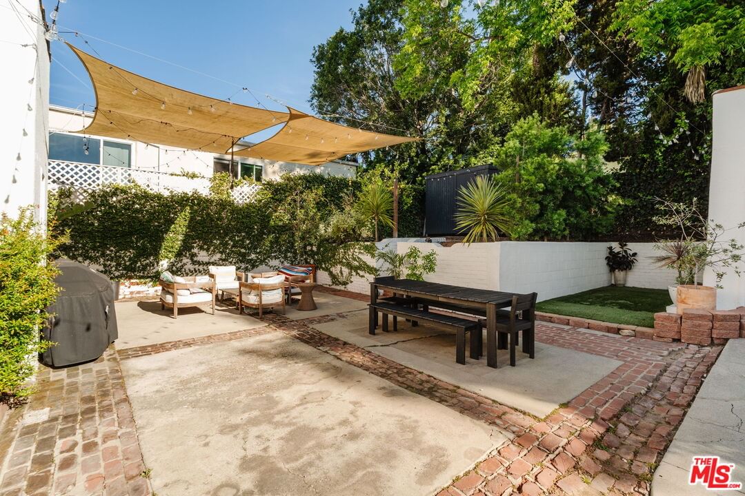 Glendale photo 34