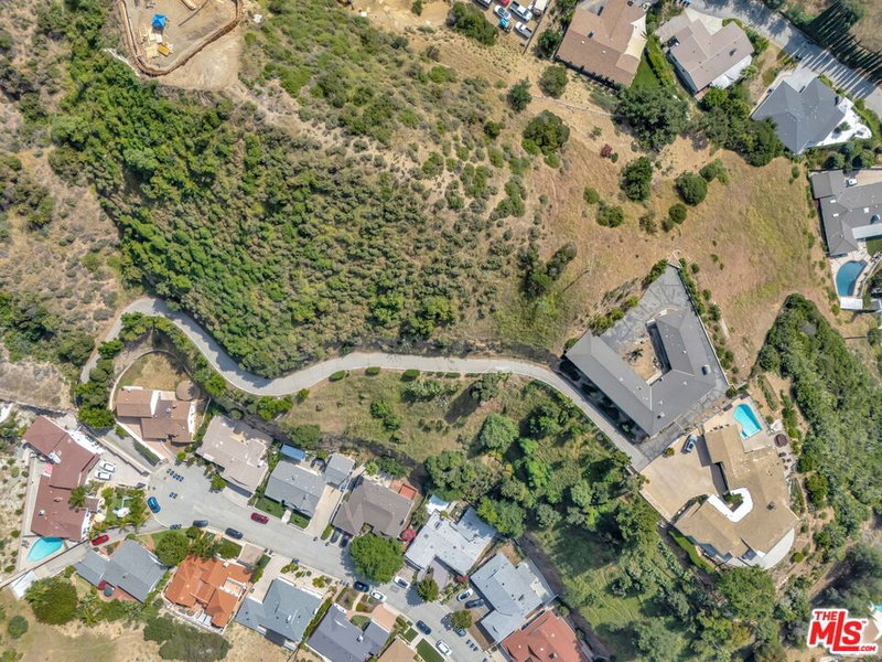 1682 Larco Way