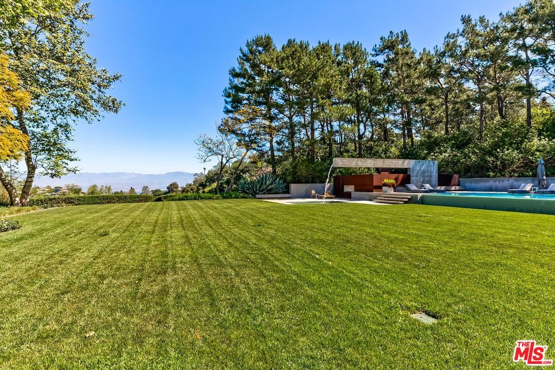 Stone Ridge photo 4