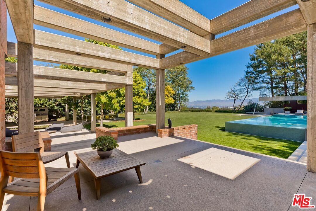 Stone Ridge photo 42