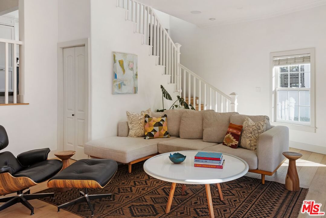 Edgewater photo 18