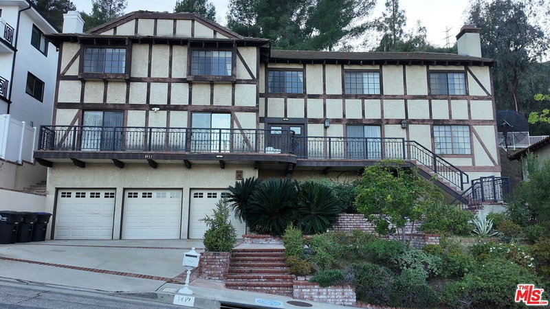 3417 Oakmont View Dr