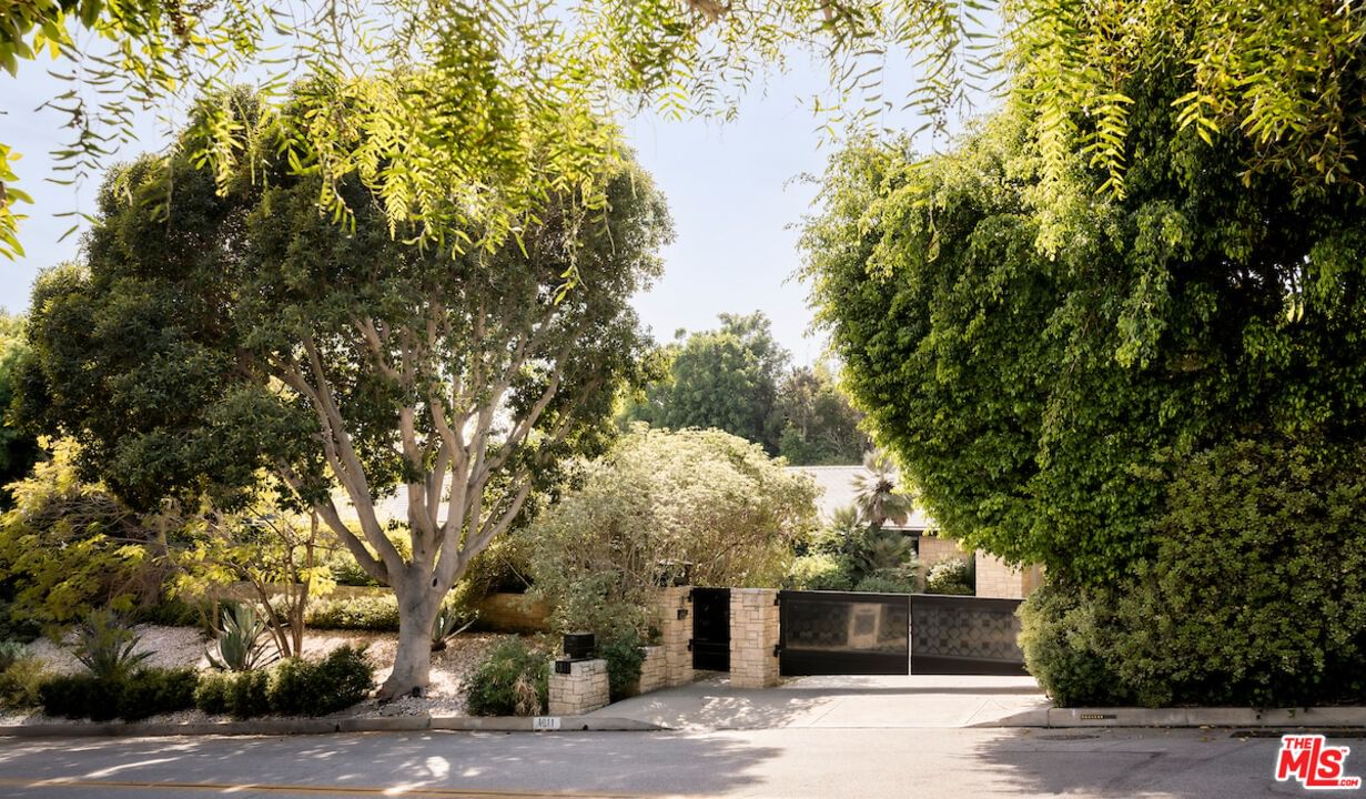 Hillcrest photo 1