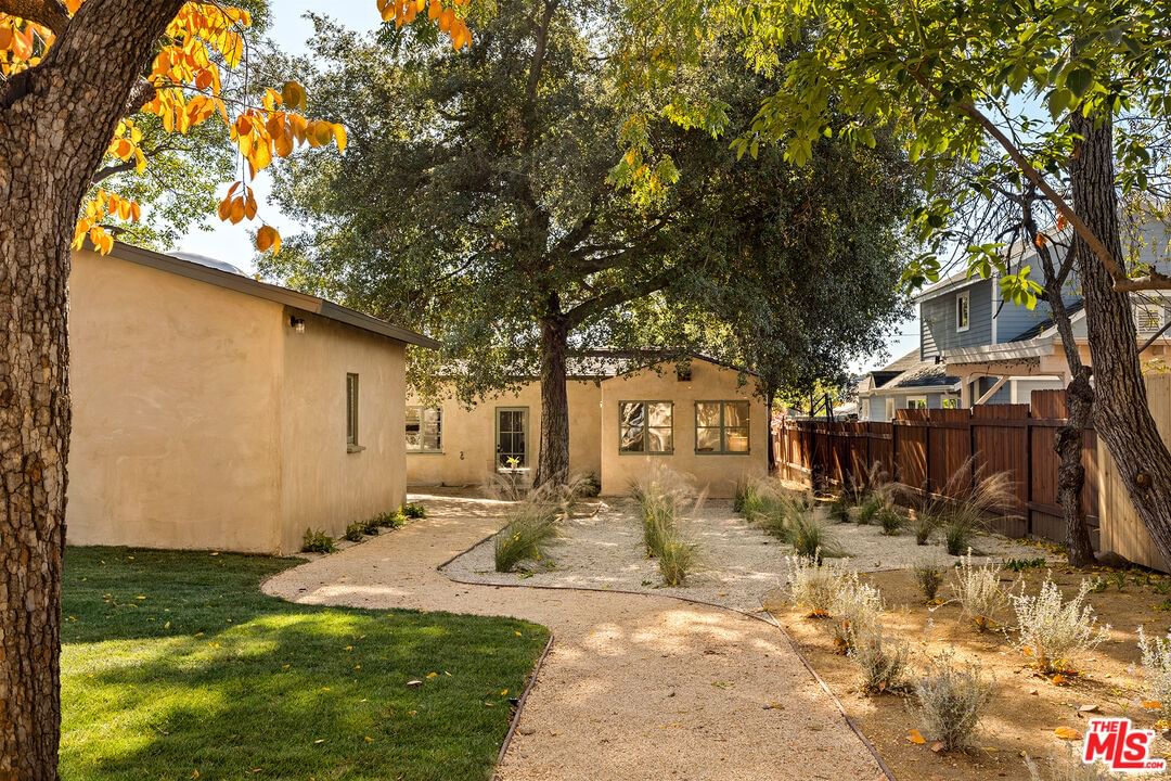 Mountain View photo 30