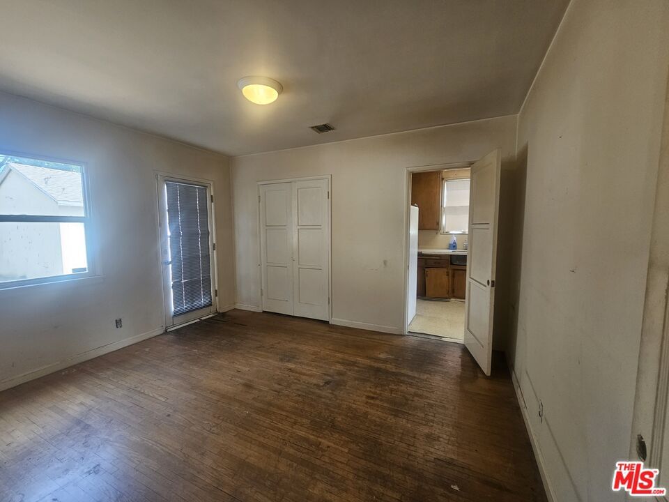Encino photo 9