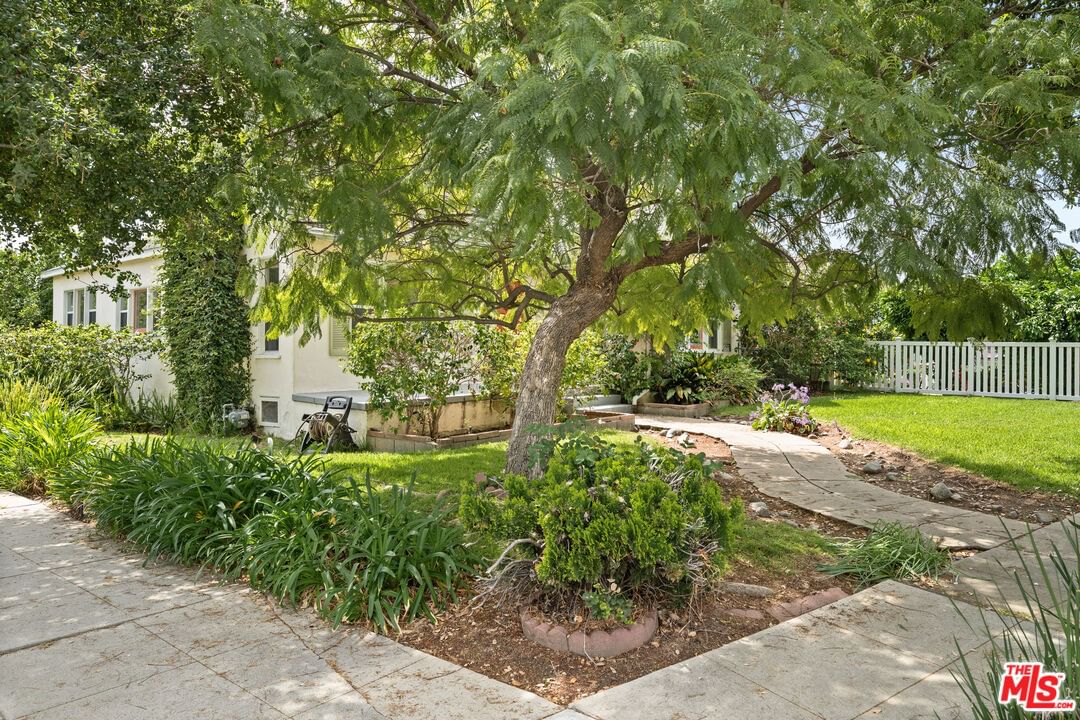 Villa photo 3