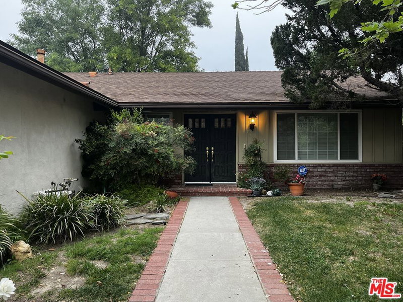 8334 Denise Ln