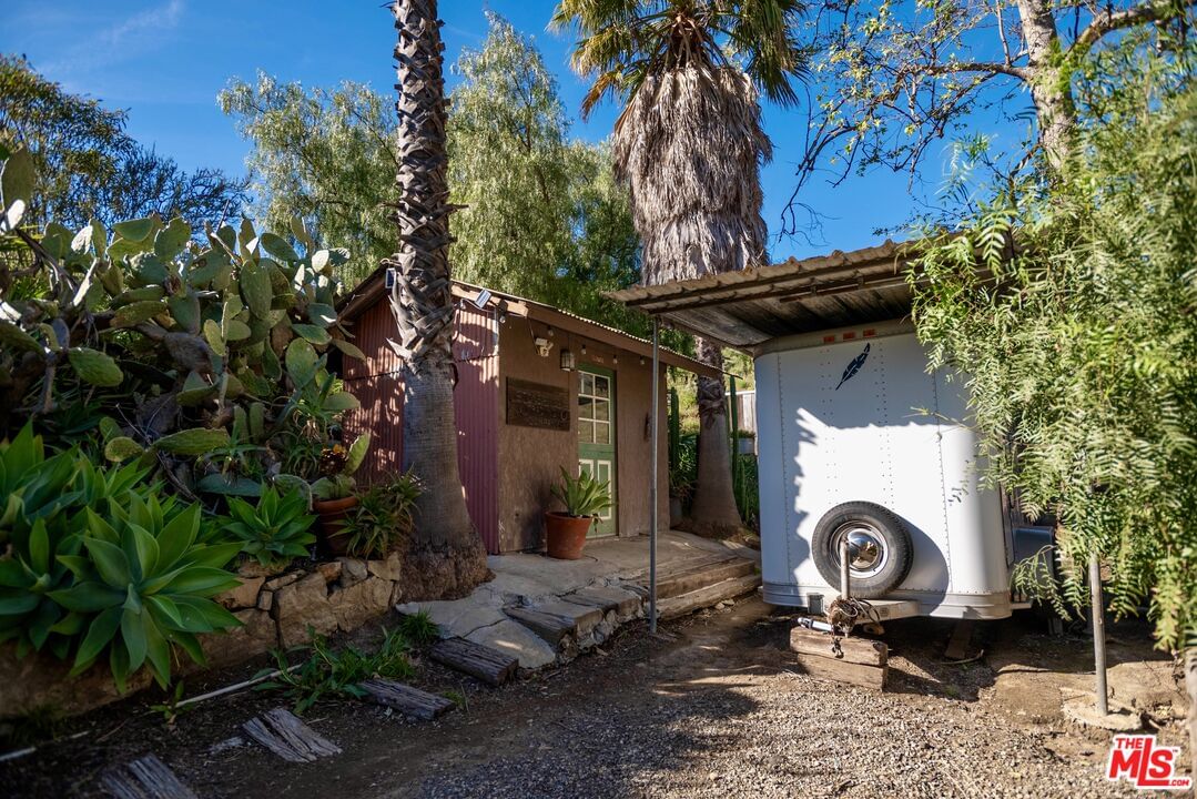 Mulholland photo 14