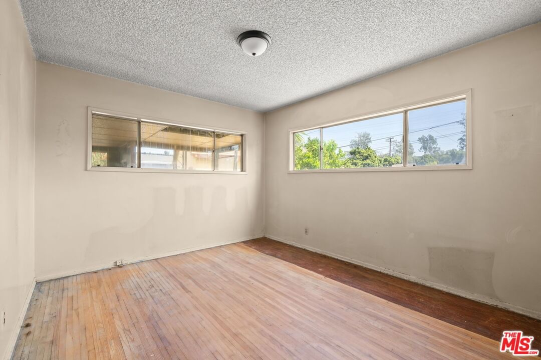 Ratner photo 10