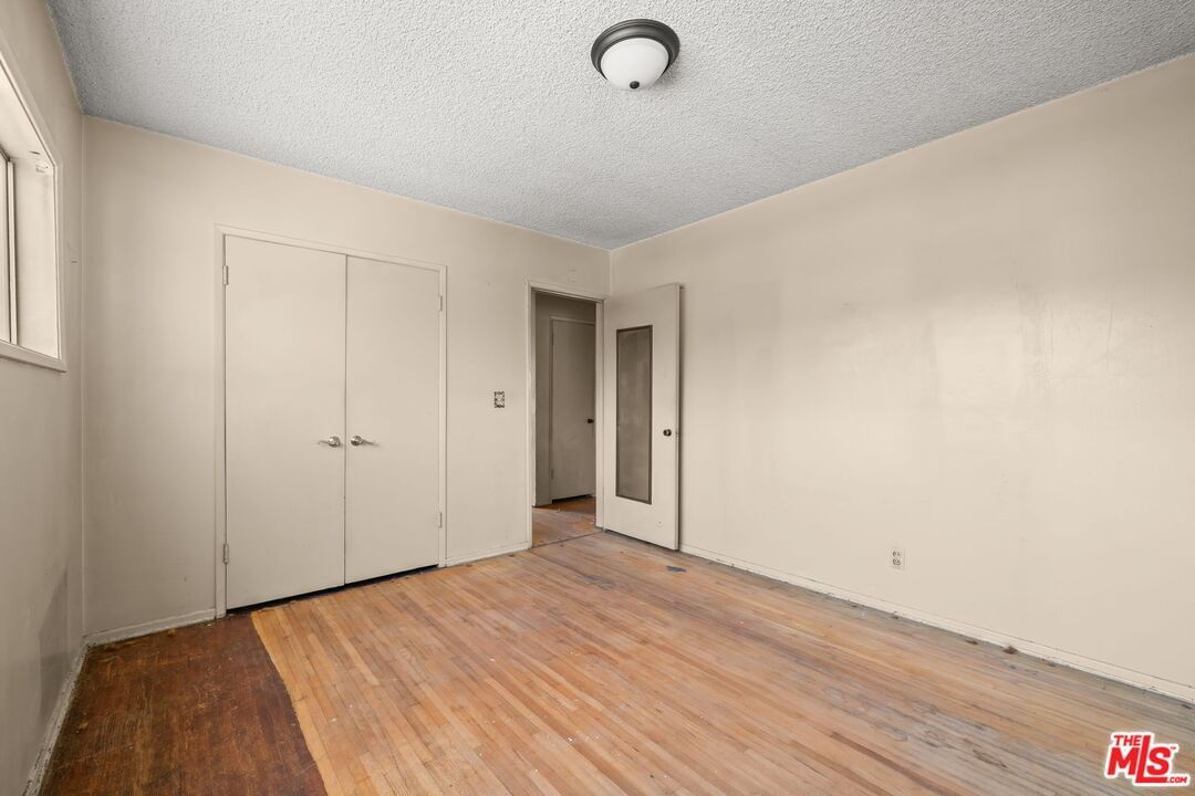 Ratner photo 12