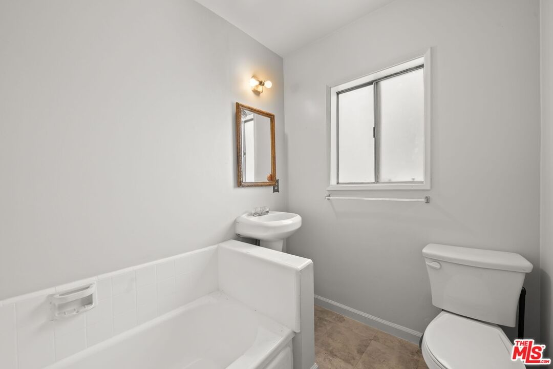 Ratner photo 13