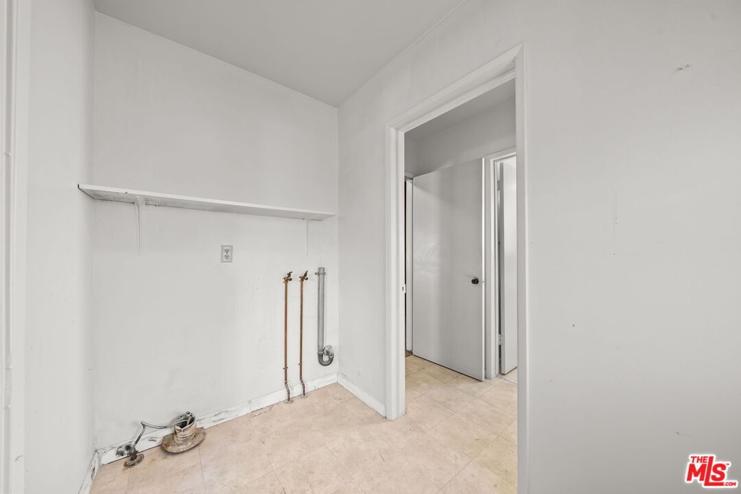 Ratner photo 17