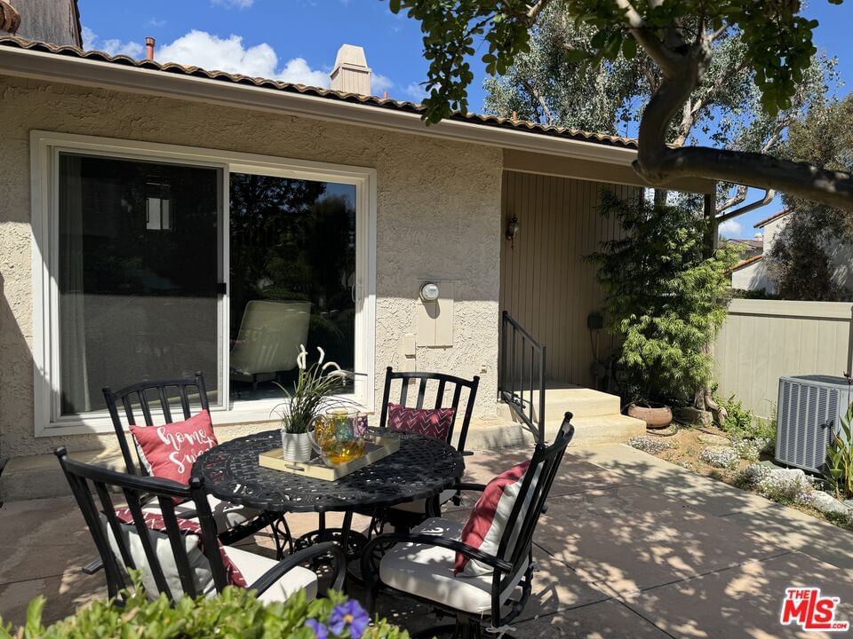 Ramona photo 1