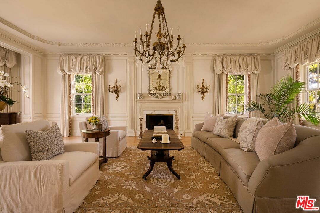 Beverly Glen photo 5