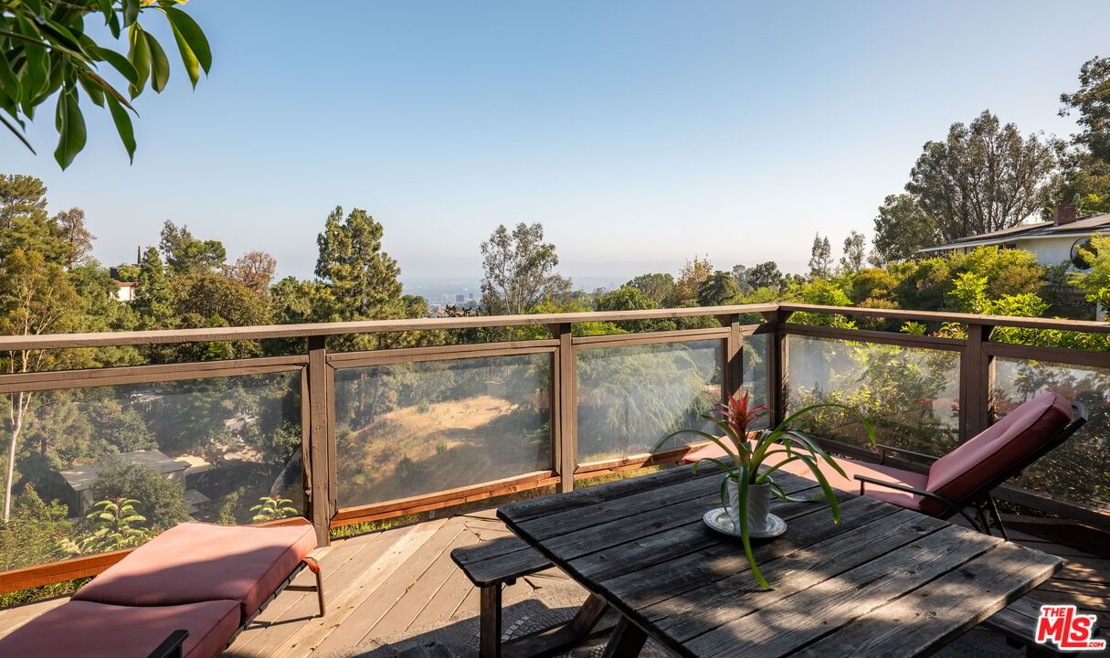 Mulholland photo 4