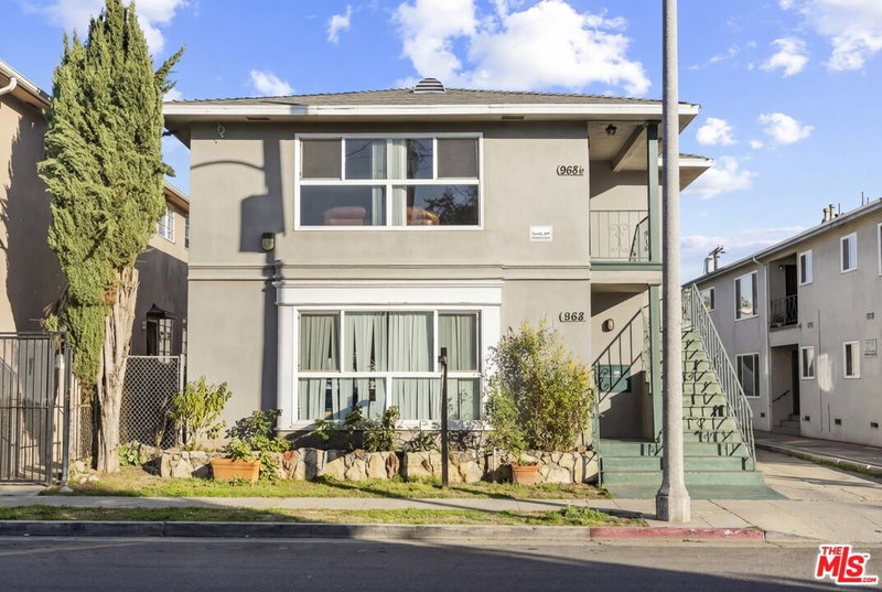 966 Serrano Ave