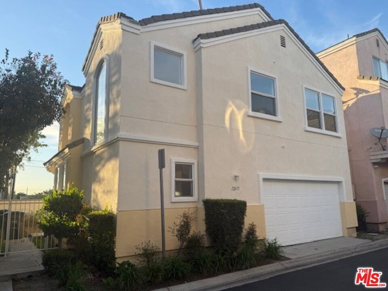 12671 Antigua Ct