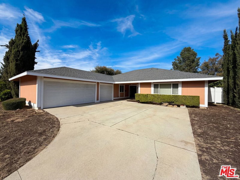 1640 Aspen Grove Ln