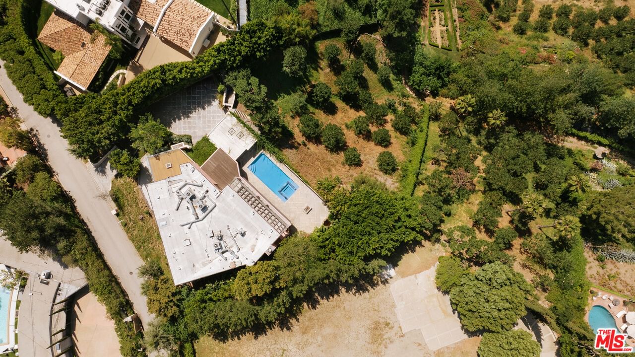 Bel Air photo 28