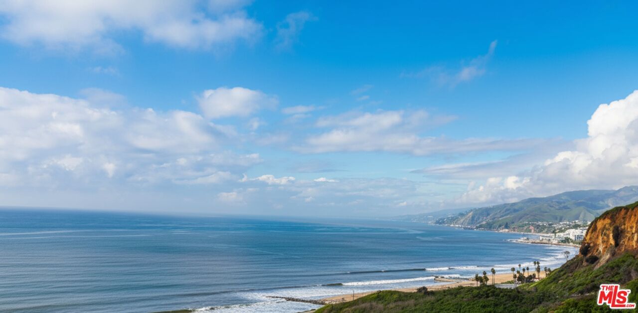 Via De Las Olas photo 1