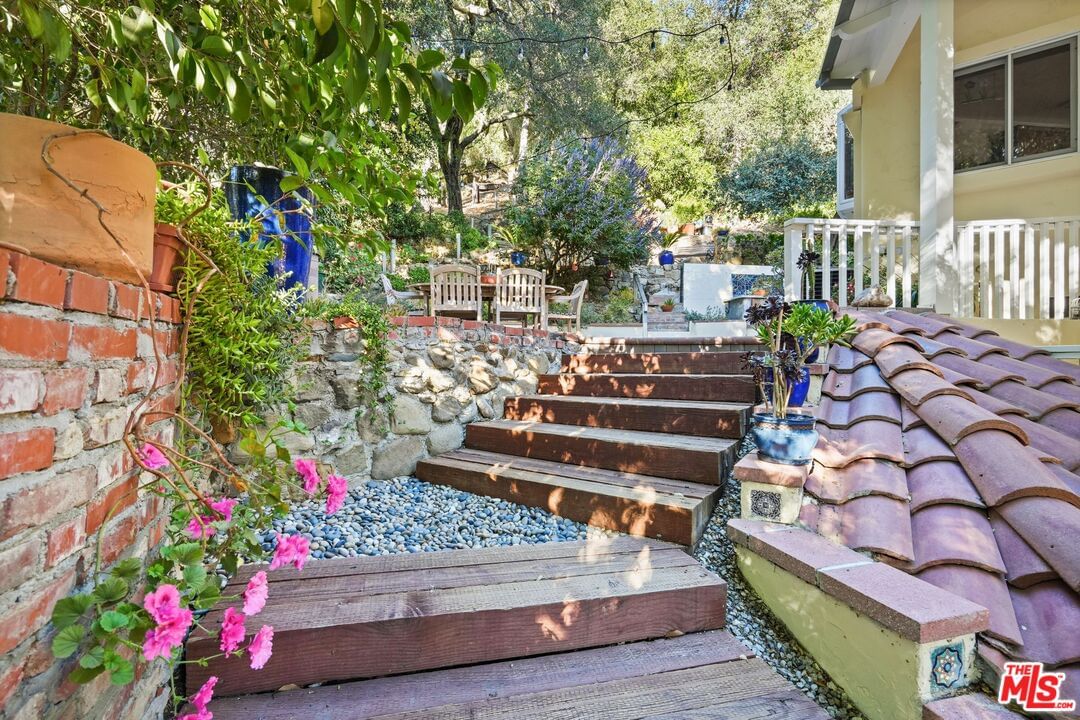 Old Topanga Canyon photo 40