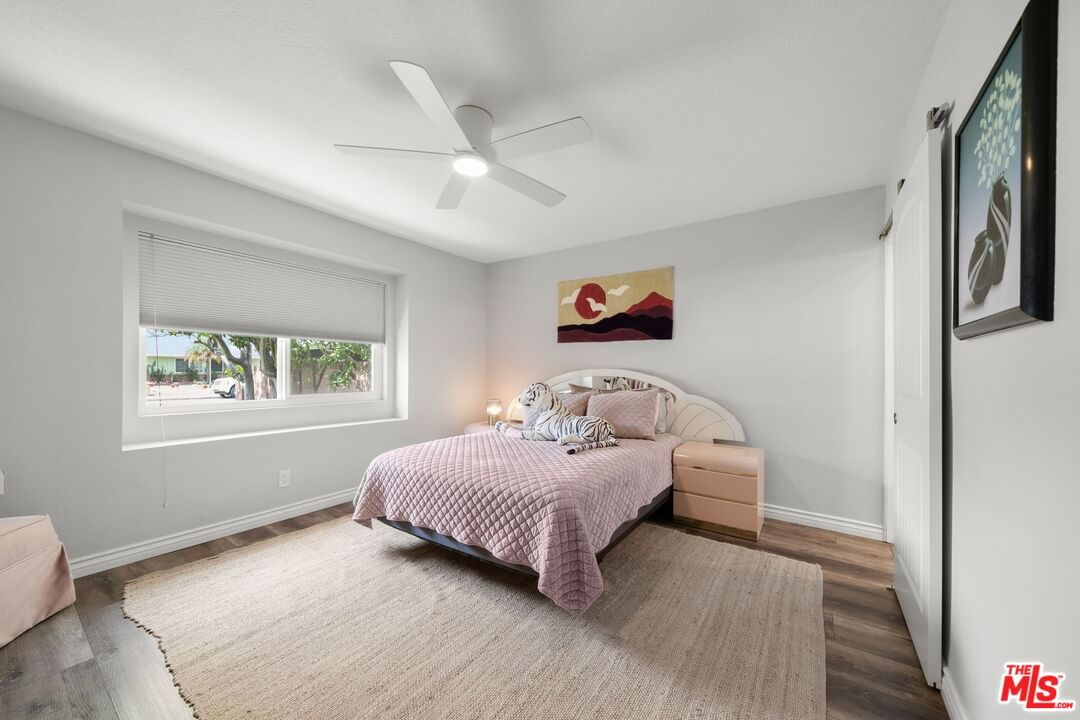Balfern photo 24