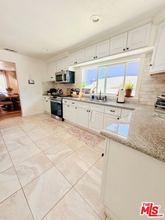Live Oak photo 19