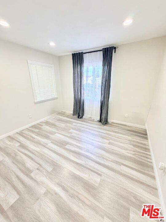 Live Oak photo 24