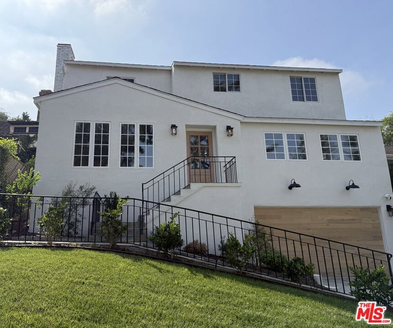 10436 Cheviot Dr