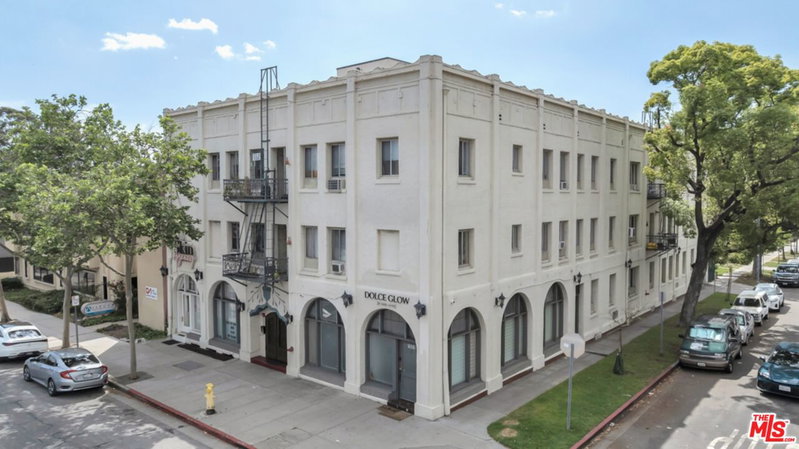 1001 Central Ave