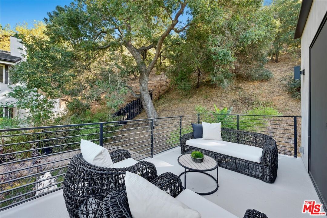 Stanley Hills photo 16