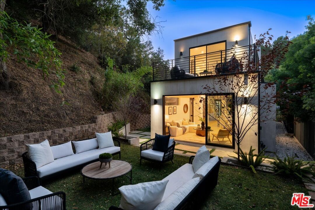 Stanley Hills photo 33
