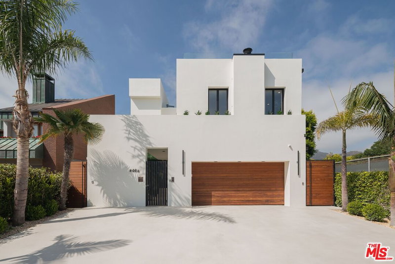 23649 Malibu Colony Rd