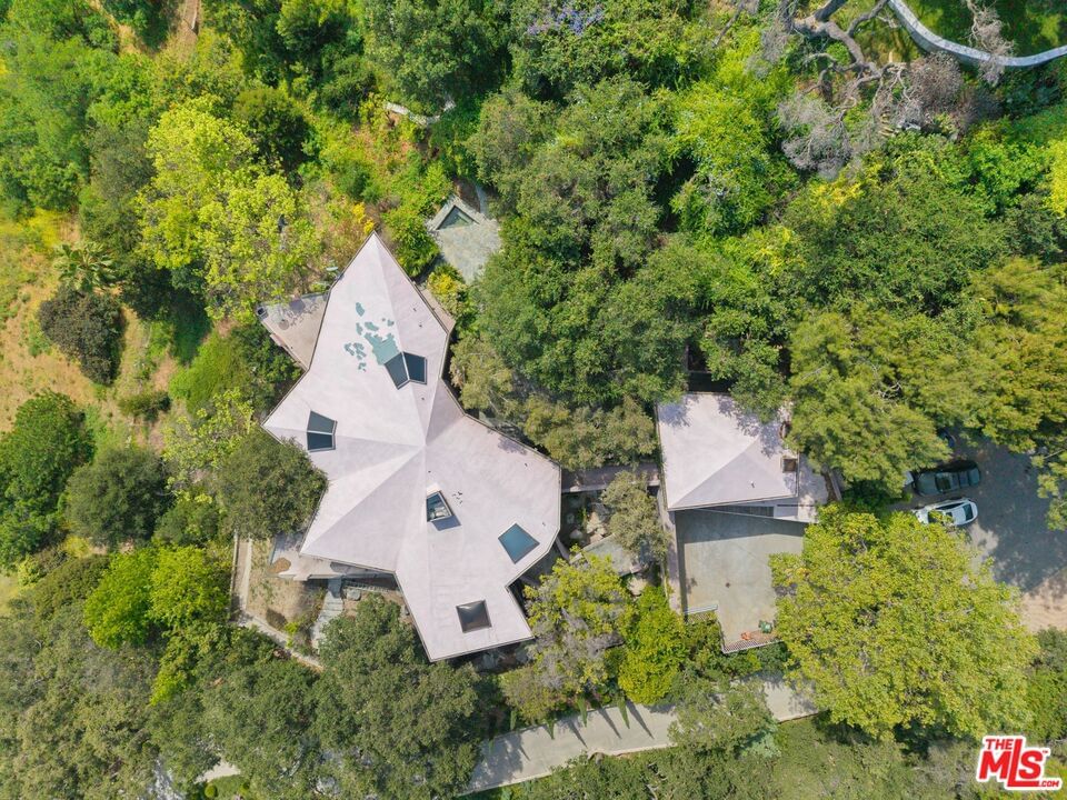 Mulholland photo 1