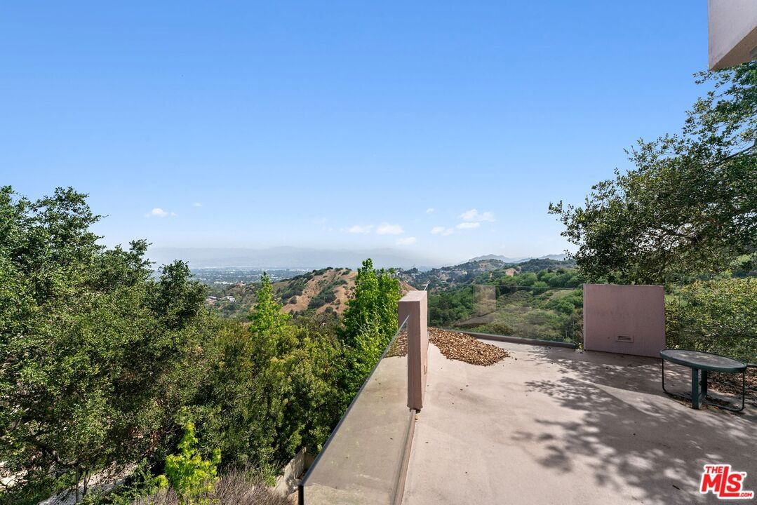 Mulholland photo 16