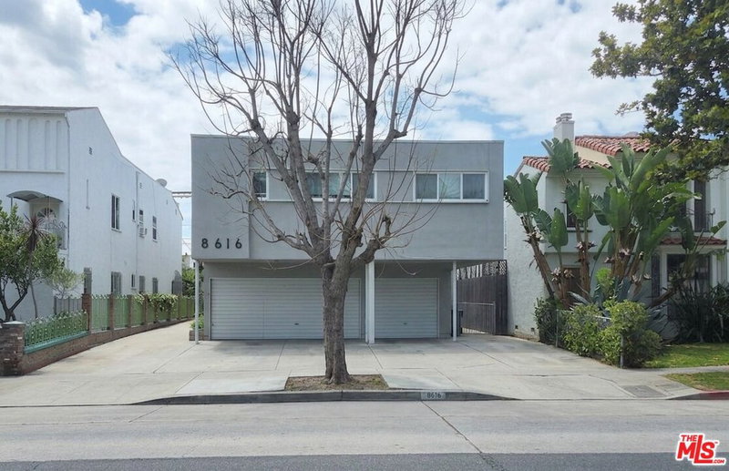 8616 Gregory Way