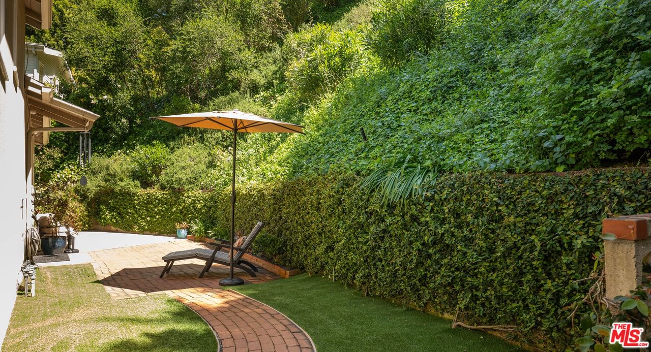 Yoakum photo 19