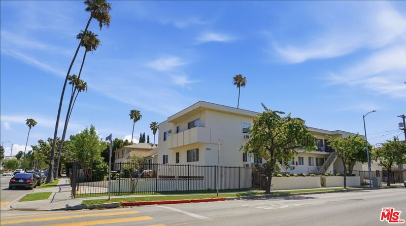 1220 Van Ness Ave