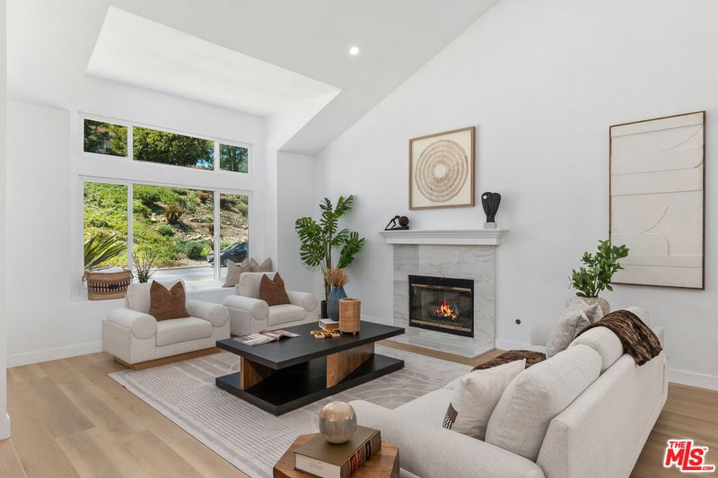 3240 Casino Dr