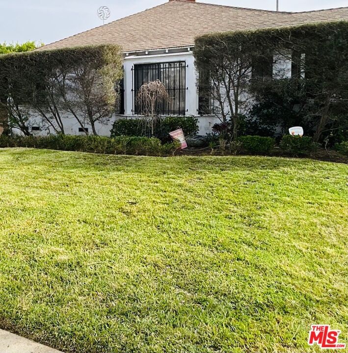3506 Redondo Blvd