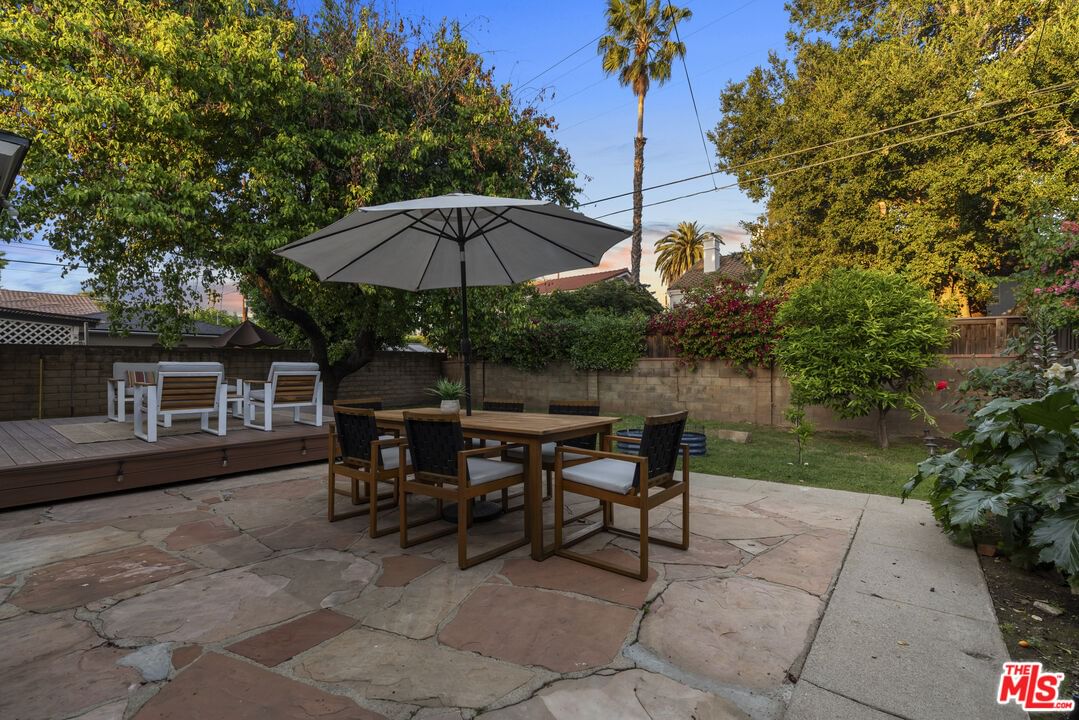 Sylmar photo 54