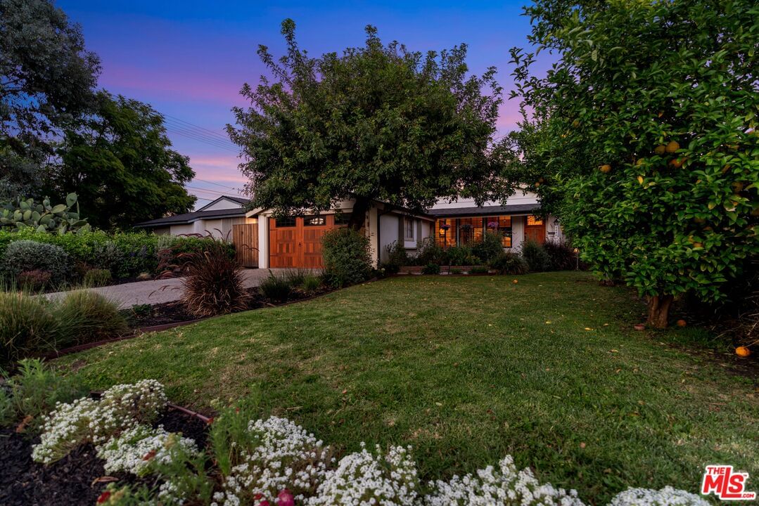 Sylmar photo 57